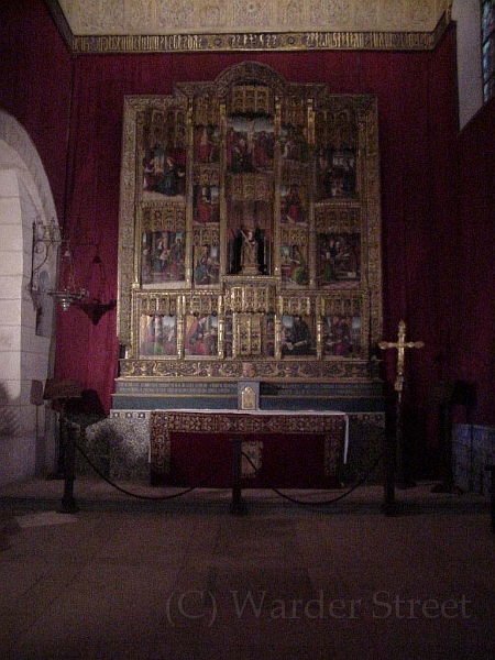 Altar Inside Alcazar.jpg